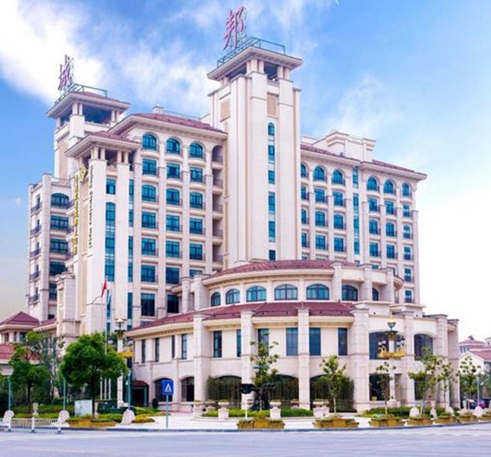 Jinling Cityviews Hotel Zhenjiang  Exterior photo